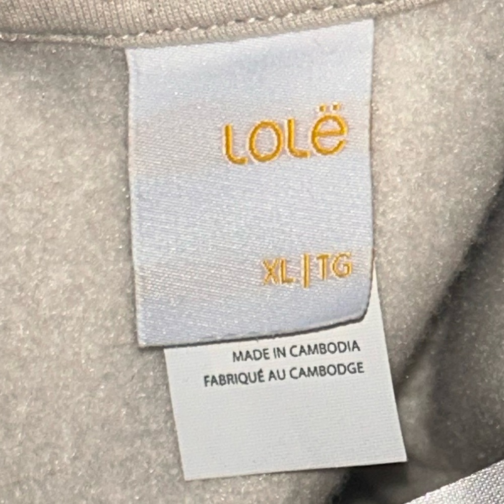 Lolë Cream Hoodie Sweater🤍🤎 - Picture 3 of 9